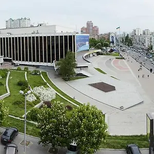 Hotel 7 Sky On Yevhena Konovaltsia ***
